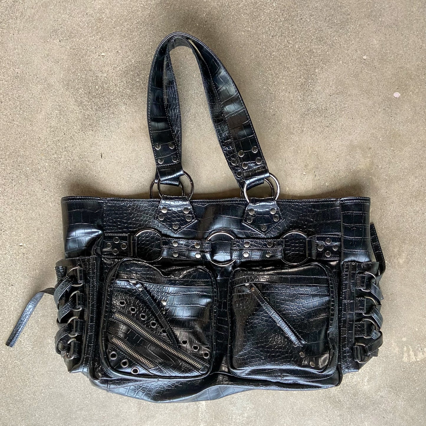 Vintage Massive Leather Bag